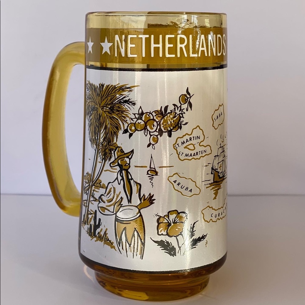 MIdcentury Netherlands Antilles Amber Souvenir Mug